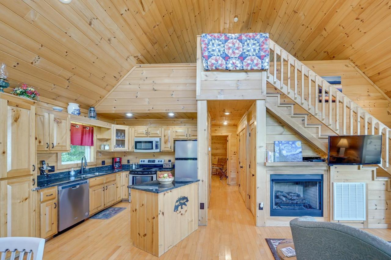 Warm And Cozy Cabin With Deck On Top Of The Blue Ridge Fancy Gap Экстерьер фото