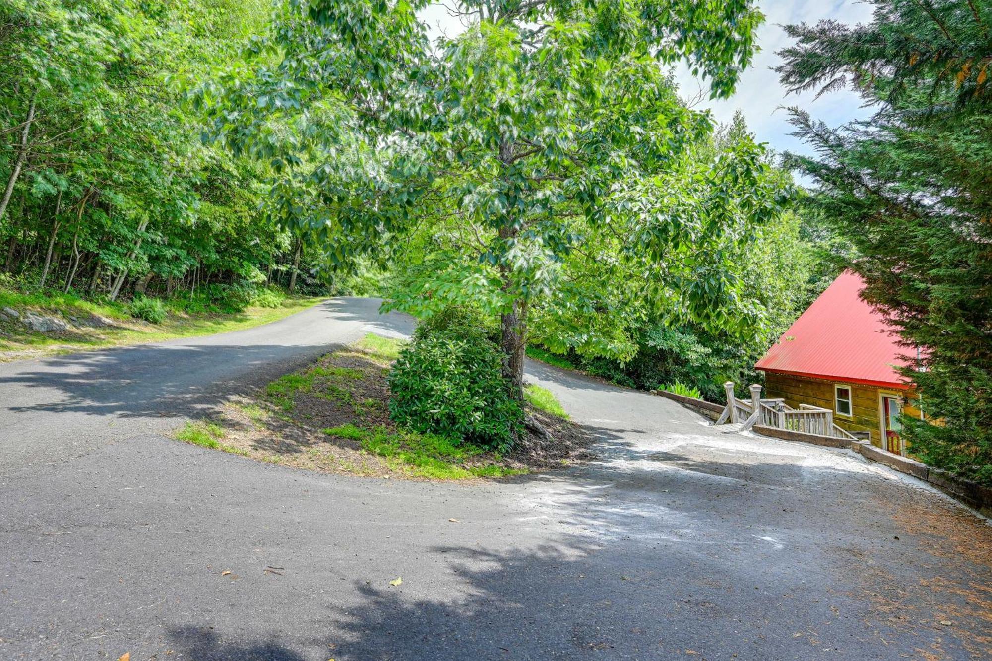 Warm And Cozy Cabin With Deck On Top Of The Blue Ridge Fancy Gap Экстерьер фото